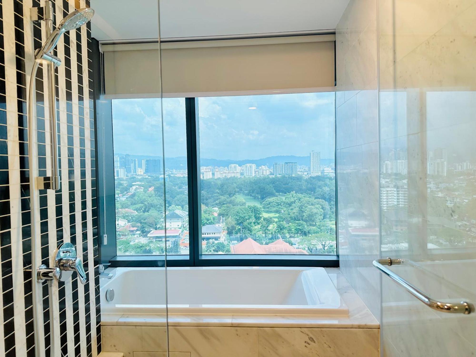Crystal Suite At Eaton Klcc Куала Лумпур Екстериор снимка