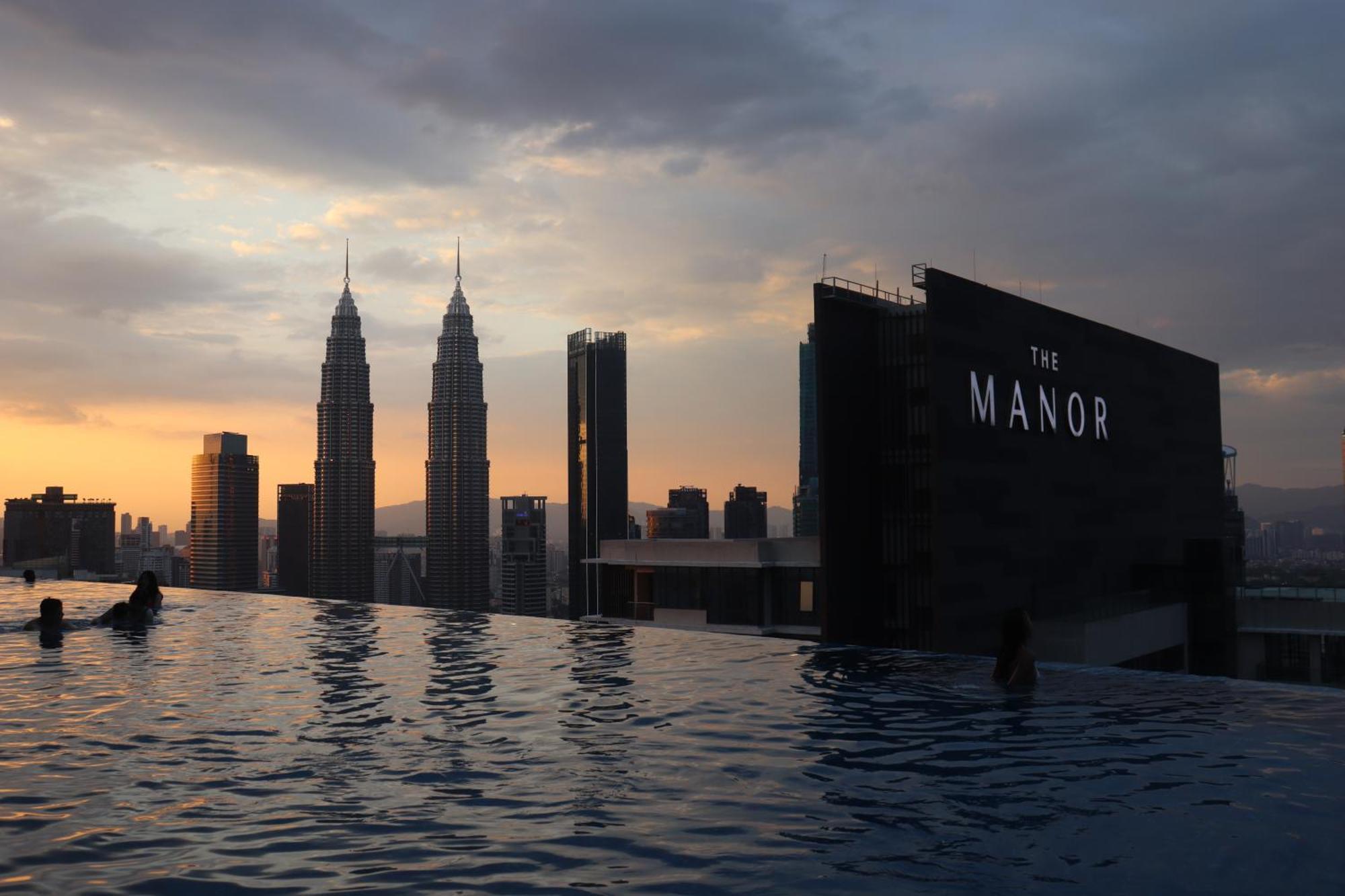 Crystal Suite At Eaton Klcc Куала Лумпур Екстериор снимка