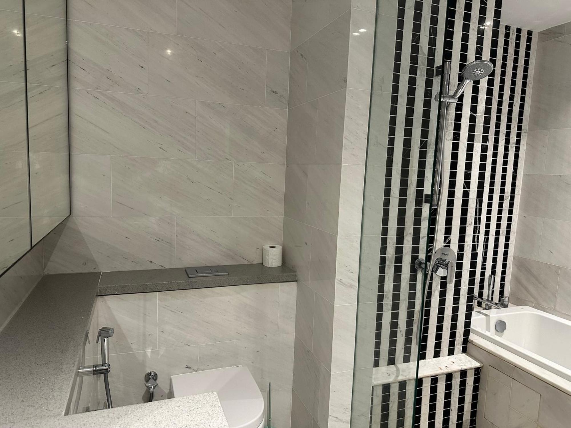 Crystal Suite At Eaton Klcc Куала Лумпур Екстериор снимка