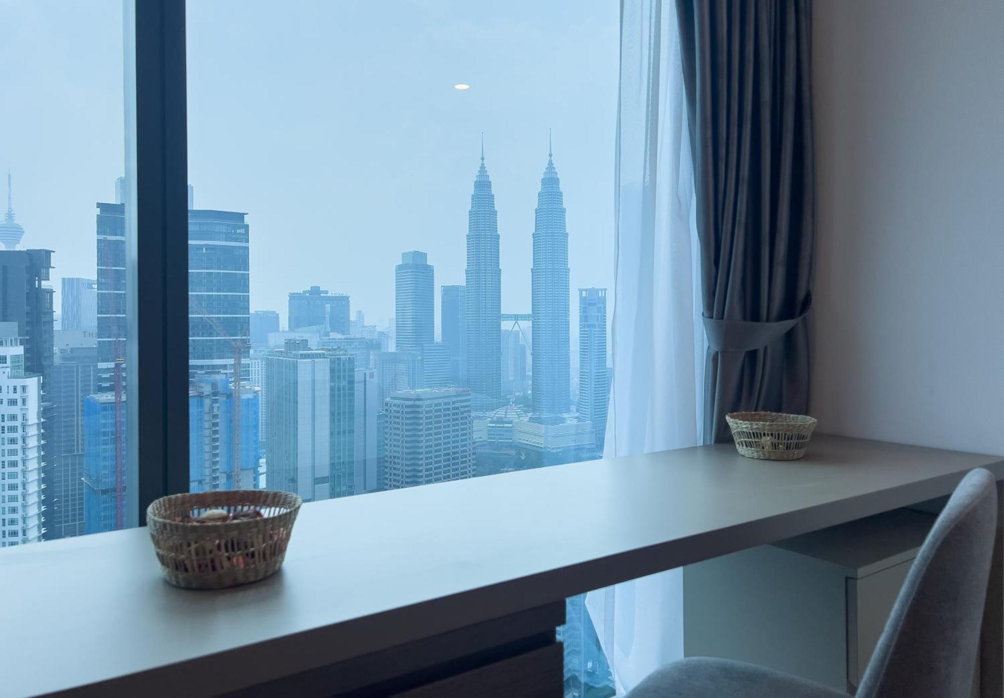 Crystal Suite At Eaton Klcc Куала Лумпур Екстериор снимка