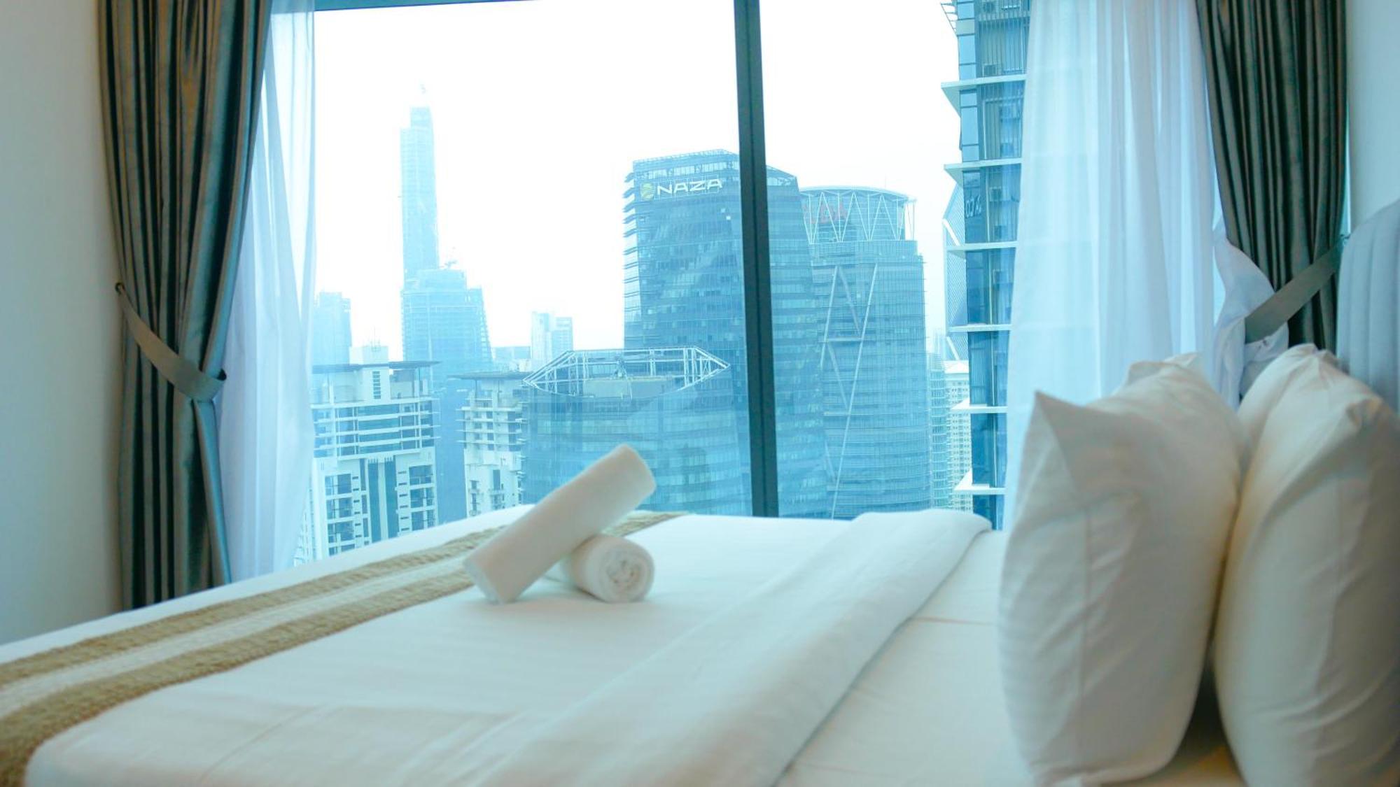 Crystal Suite At Eaton Klcc Куала Лумпур Екстериор снимка